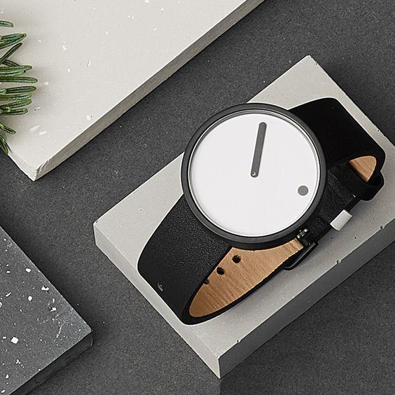 Stainless Steel Minimal Watch | Best Minimalist Watch – Gifts for Designers