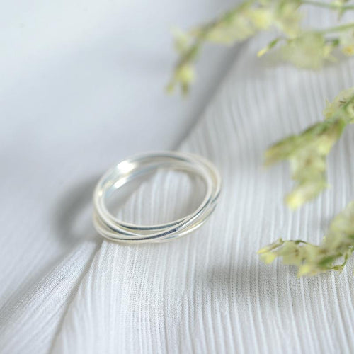 Minimalist 925 Sterling Silver Three Overlapping Rings, , Gifts for Designers, Clean minimal gifts for designers and creatives, gift, design, designer - Gifts for Designers, Gifts for Architects
