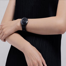 The Dubai- Minimalist Smart Watch with Pedometer, Automatic Time Calibration, and Vibration Reminder